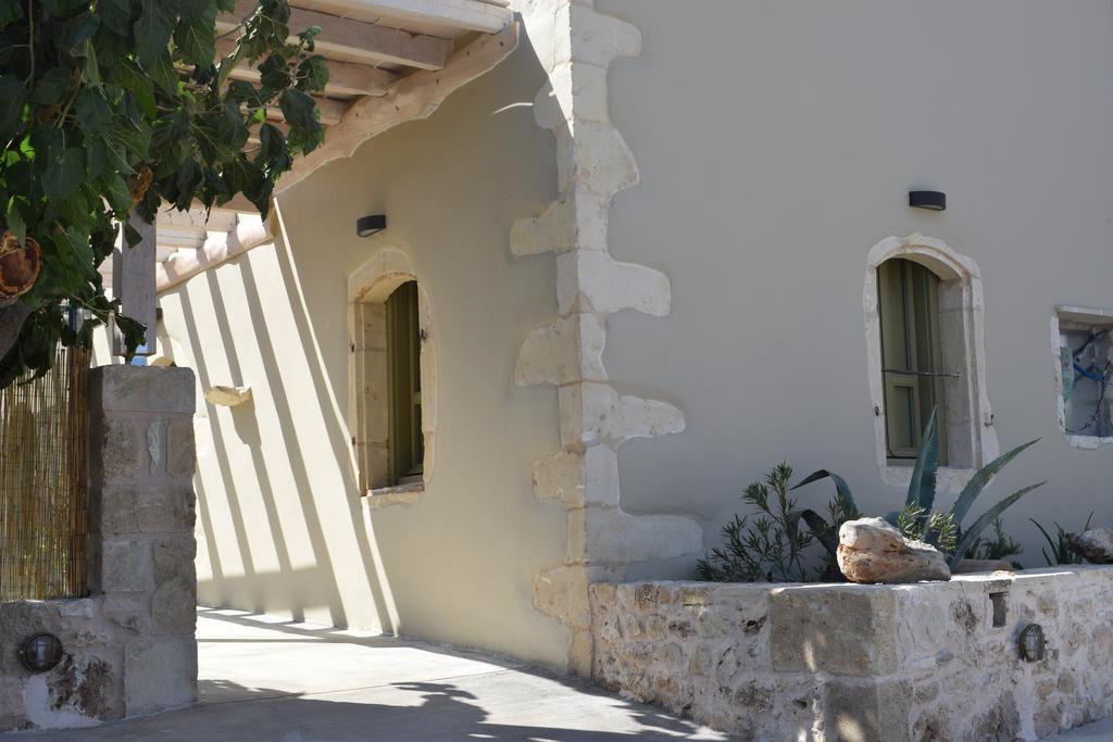 Traditional Stonebuilt Villa Leonanto, Only 5 Km From A Sandy Beach Kástellos Exterior photo
