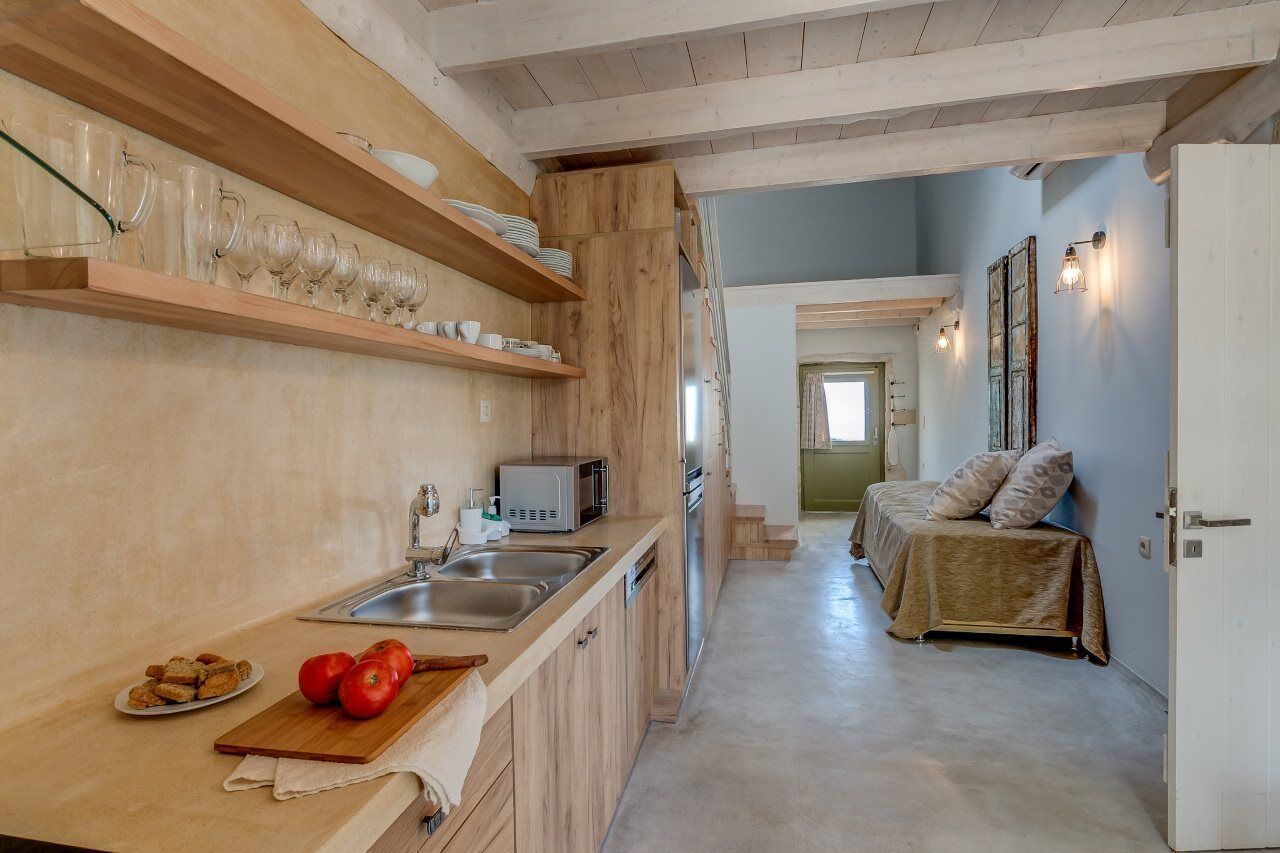 Traditional Stonebuilt Villa Leonanto, Only 5 Km From A Sandy Beach Kástellos Exterior photo