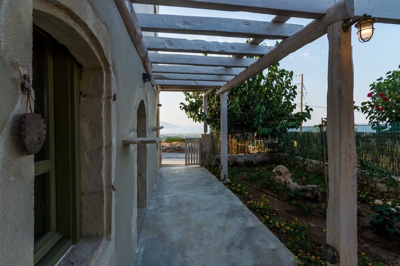 Traditional Stonebuilt Villa Leonanto, Only 5 Km From A Sandy Beach Kástellos Exterior photo