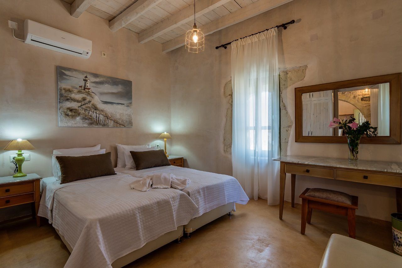 Traditional Stonebuilt Villa Leonanto, Only 5 Km From A Sandy Beach Kástellos Exterior photo